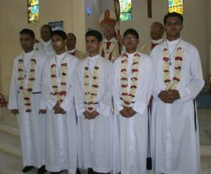 The five new finally professed brothers in Bangladesh with Archbishop Patrick D'Rozario