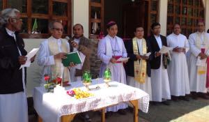 Archbishop Jala and other dignitaries at the dedication of the Moreau Institute of Integral Training