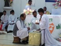 Br. Gomes Professes Final Vows in Bangladesh