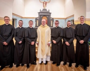 2018 First Profession Class for the US Province of Priests and Brothers with Fr Bill Lies, CSC