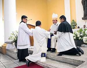 Fr. Gabriel Adrián Fuentes Velasco, C.S.C., was ordained to the priesthood at Nuestra Señora del Rosario de Andacollo Parish