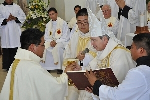 Ordination of Fr Carlos Jacobo, CSC