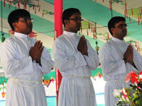 Three Seminarians Profess Final Vows in Bangladesh