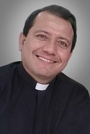 Fr Jorge Izaguirre, CSC