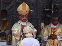 India Celebrates the Ordinations of Five Priests