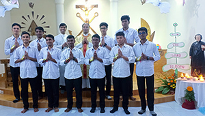 Novice Master, Fr. Elias Palma, C.S.C., and Br. Shimul Rozario, C.S.C., Assistant Novice Master, received ten novices into the Holy Cross novitiate in Barishal
