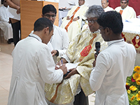 Holy Cross Celebrates Four Final Vows in India