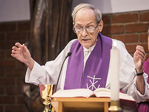 Fr. Daniel Panchot, C.S.C. Receives Award from Archdiocese of Santiago