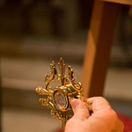 Relic of St. André at the Mass of Thanksgiving